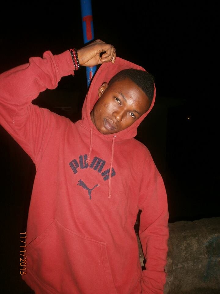 jackadondi et née d''''''une famille appel amanako