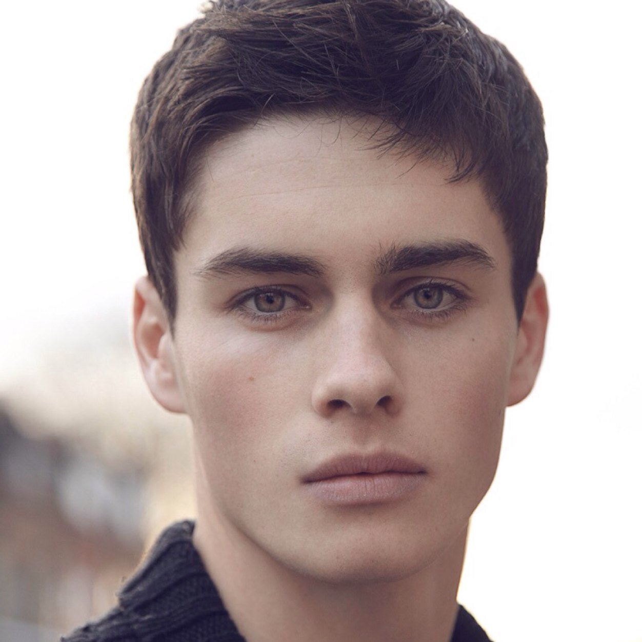 22. Ukrainian. Freshman in college. Synesthesia. Addict. Bass guitarist and backup vocals. Forgotten son of Bastet and Pele. 6'9. Quiet. {@Winters4th|#MV}