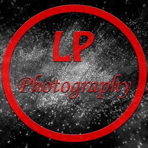 Falkirk based photographer. Photo shoots start from £30 per hour including 2 free prints and photos on a disc.