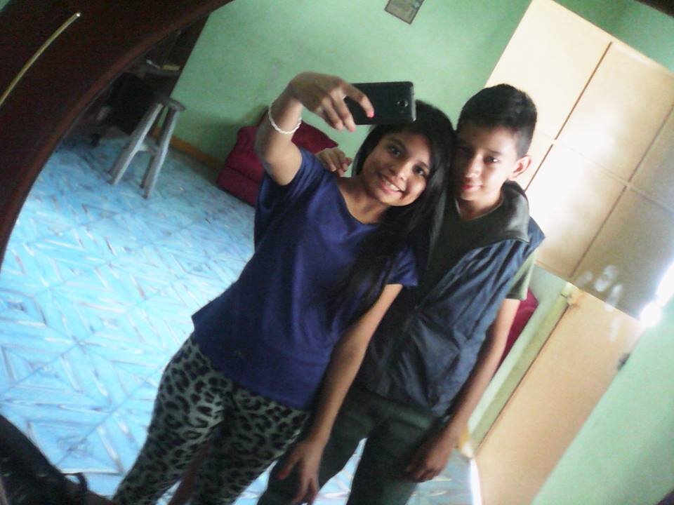 Soy una persona de diferentes gustos que puede caerte bien ;$