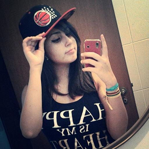 AnynhaAlves1's profile picture. Vim pra dominar o Mundo ∆