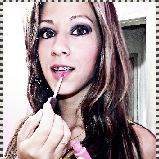 Passamos a amar não quando encontramos uma pessoa perfeita, mas quando aprendemos a ver perfeitamente uma pessoa imperfeita1 [̲̅♥̲̅]     【ՏՁ】
