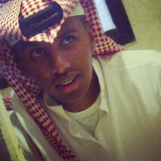 يعني مآتدري في غيآبك اني كآره كل شيء يآلغلآ دآم الله جآبك حس في قلبي شوي *music*.