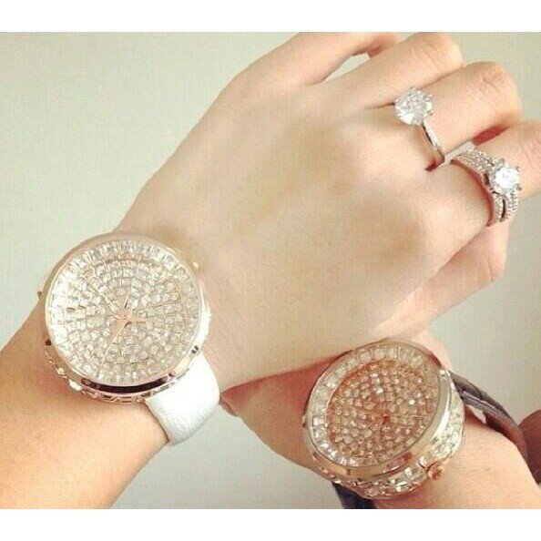 للطلب او الاستفسار يرجئ التواصل عبر الواتس اب0530661897 ..انستقرامALPRINCESA_SHOP