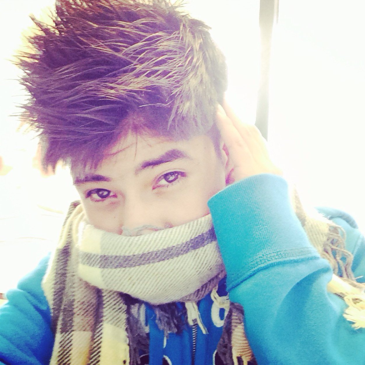Sigueme y te sigo al instante :)