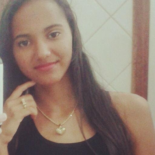 Soõou akella Garotiinhaa qe éer Retardada, Besta, Lesada, qe rii de qualquer coiisaa, qe falaa a priimeiiraa coisaa qe veeiim na cabeeçaa ;*