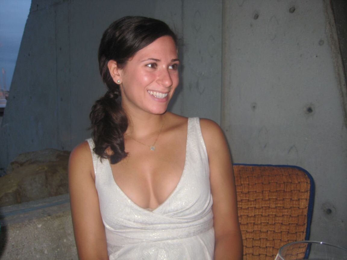 CoralHawke's profile picture. Day Spa Manager, mother of 2 incredible kids, and 1 dog named woofy. Also I love to run!