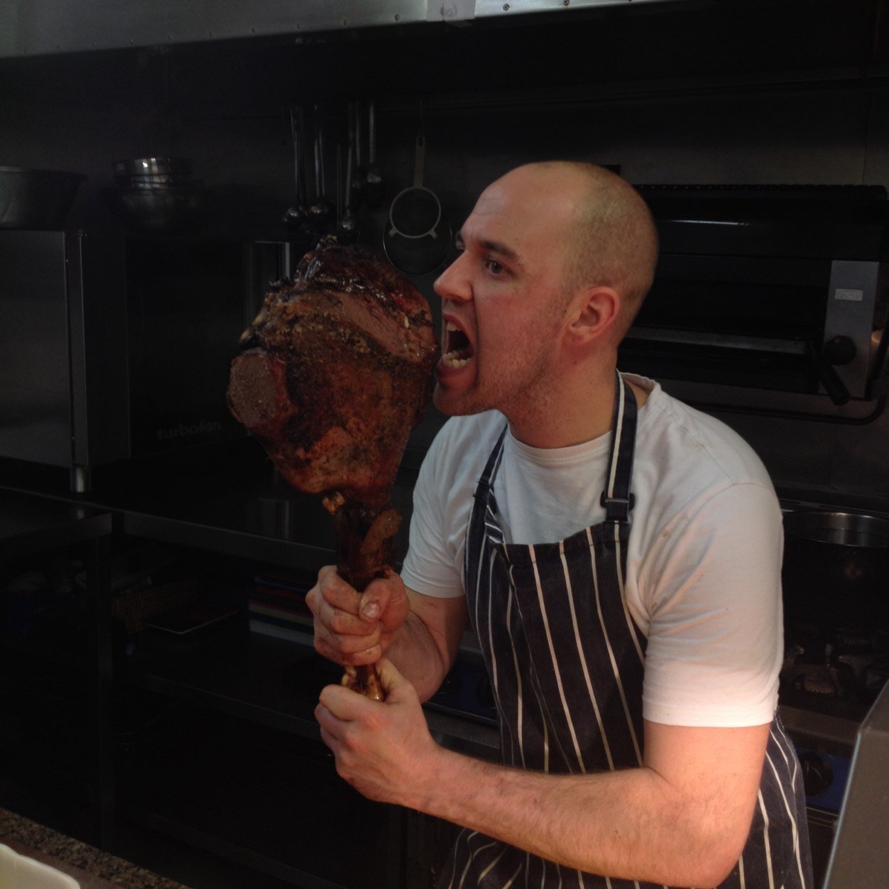 cafedelwyatt14's profile picture. 