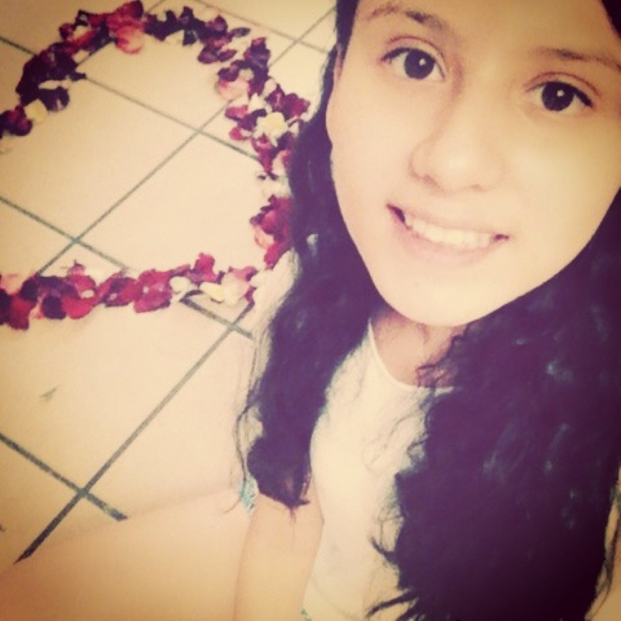 PhmstI's profile picture. I have 12 years.I love my family,friends,One Direction,Selena Gomez,Josh Hutcherson,Justin Bieber and Logan Lerman ❤