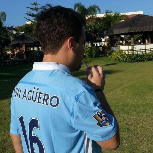 AleMoreRojo's profile picture. Independiente de todos y todas.