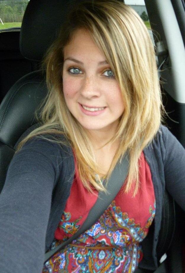 PaintByNumberss's profile picture. Fellow artist