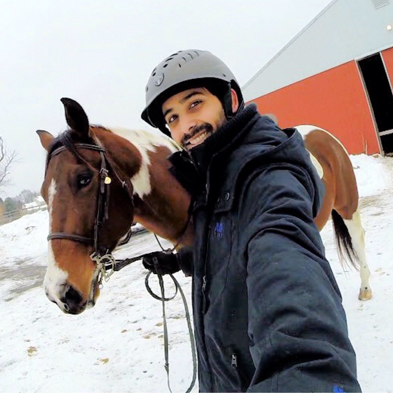 Aspiring social entrepreneur, son, borther, yogi, equestrian, novice to flying, music lover, global finance, an optimistic kinda dude.