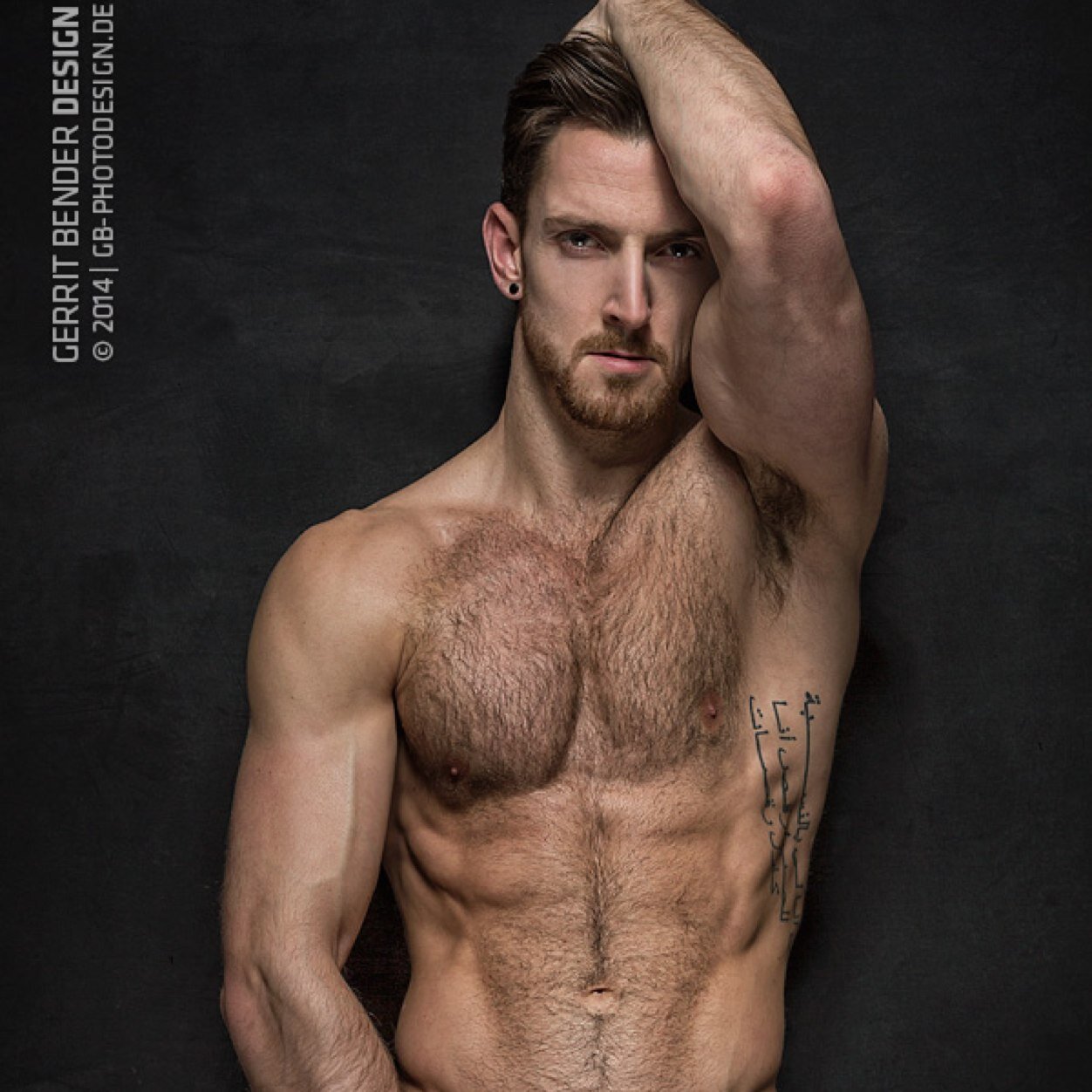 Dancer for stage and screen. Freelance dancer in The Netherlands at the moment. Hubby to @Dennixxx1984