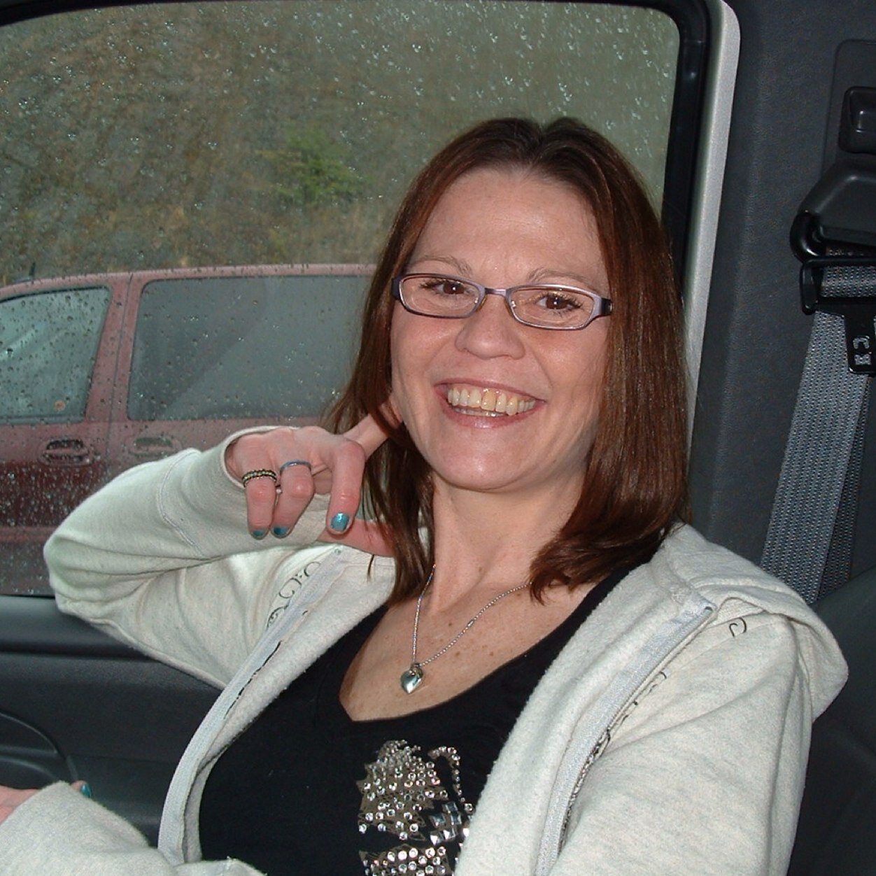 Barbara27D's profile picture. I believe in Peace, Love, Happiness & Trusting in God!😊