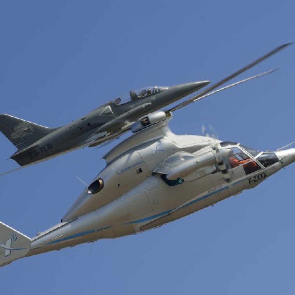 xpensive_things's profile picture. 