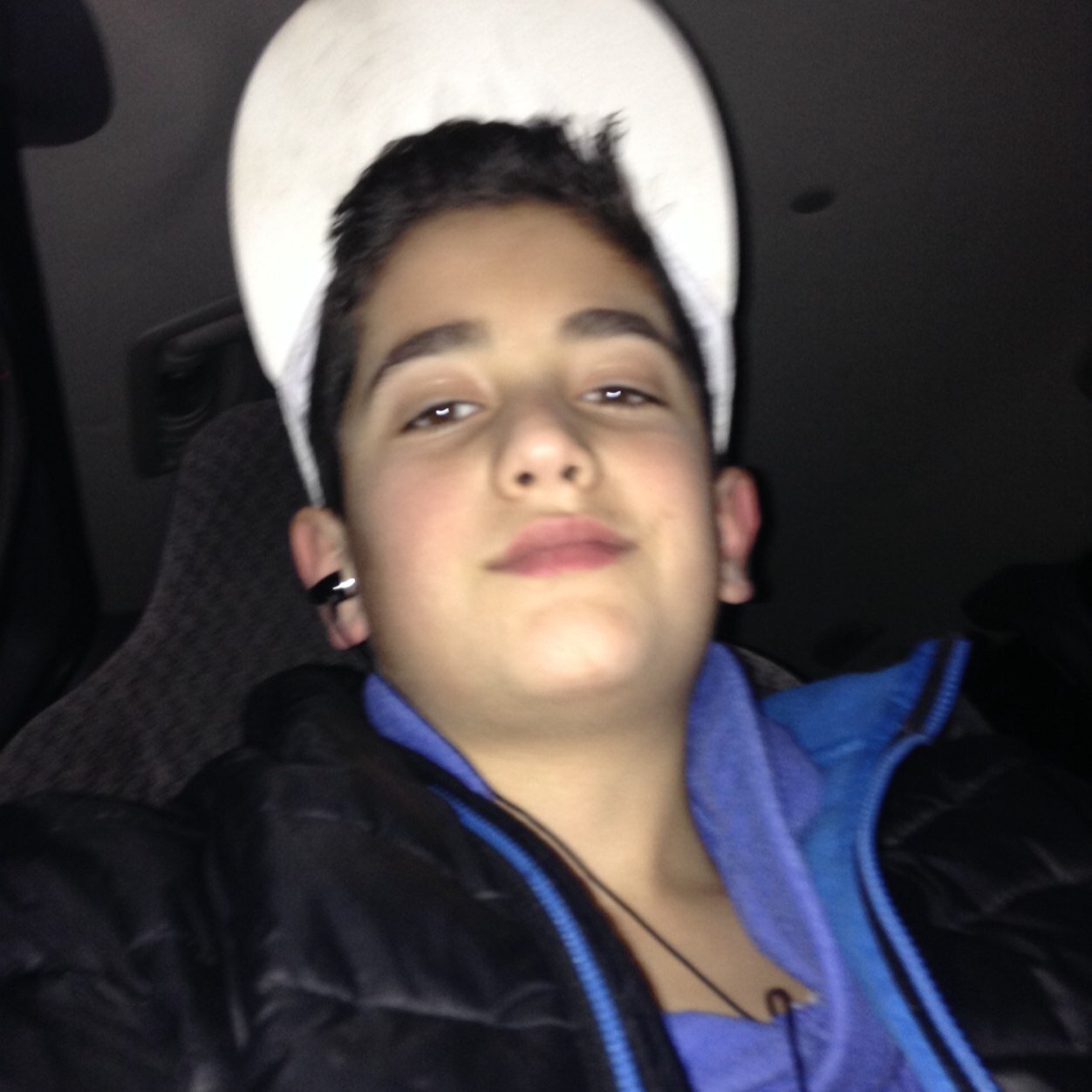 yousif9877's profile picture. 