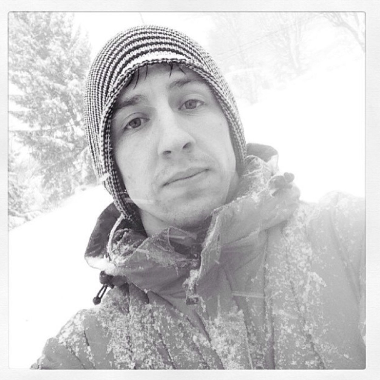 guess1210's profile picture. craft beer, Chicago Cubs, Chicago blackhawks and Pokémon go duh! Snapchat- Leeguess