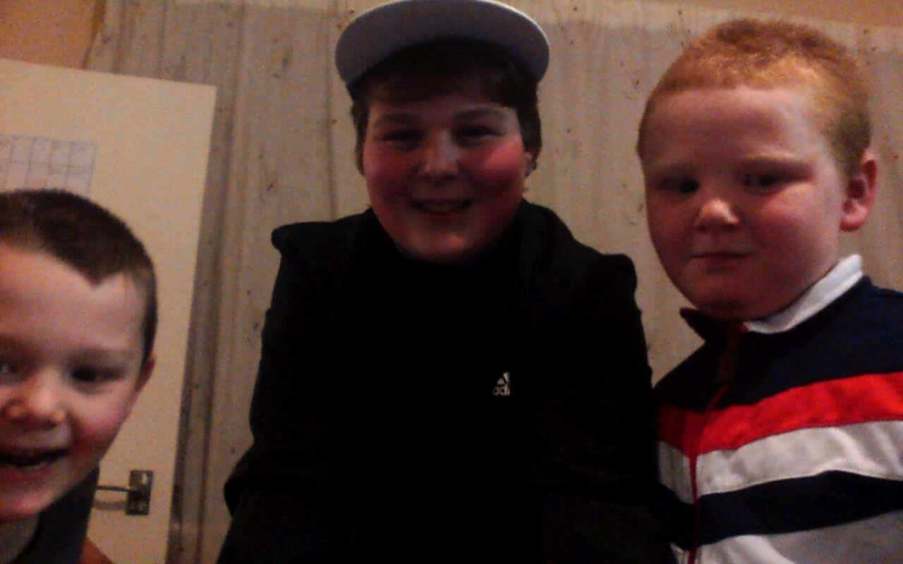 Hey Guys were the one and only allfootiegamers123
