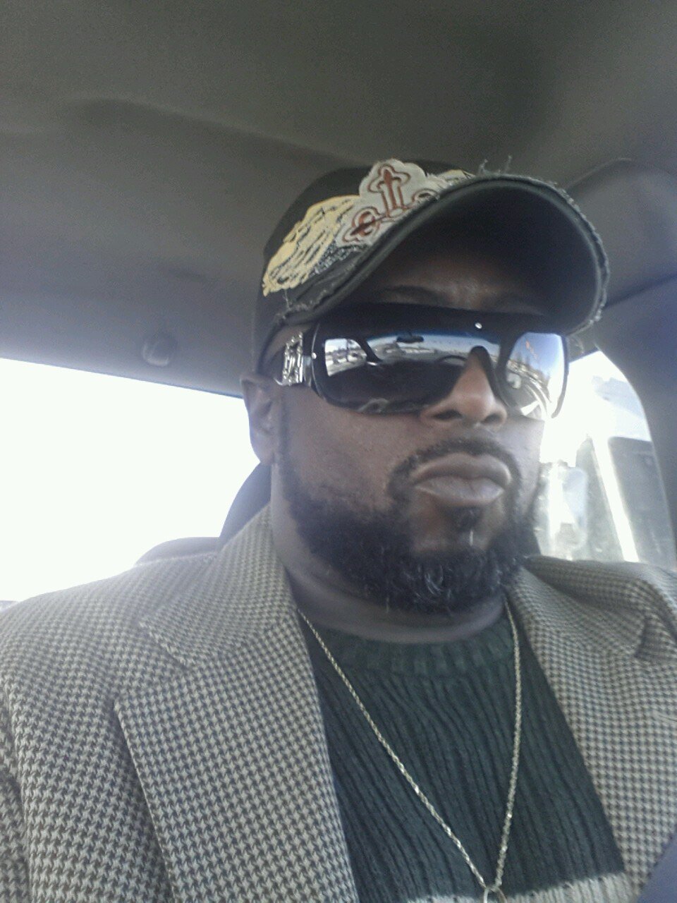 batnest21's profile picture. 