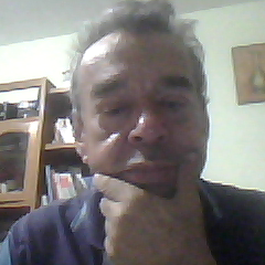 Adoro interagir com gente inteligente,bom papo, boa leitura e desafios ,sempre!