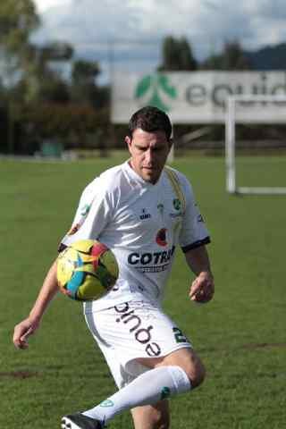 Seguidores d Jorge Nuñez @JDN_16 Jugador Profesional Trayectoria: S. Luqueño, Velez S (Arg), Guarani, Nacional, Cerro Porteño, Olimpia,Once Caldas, La Equidad