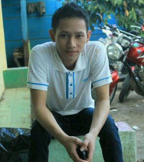 Cucu Adam yg juga Manusia biasa,sama dengan kalian ☺