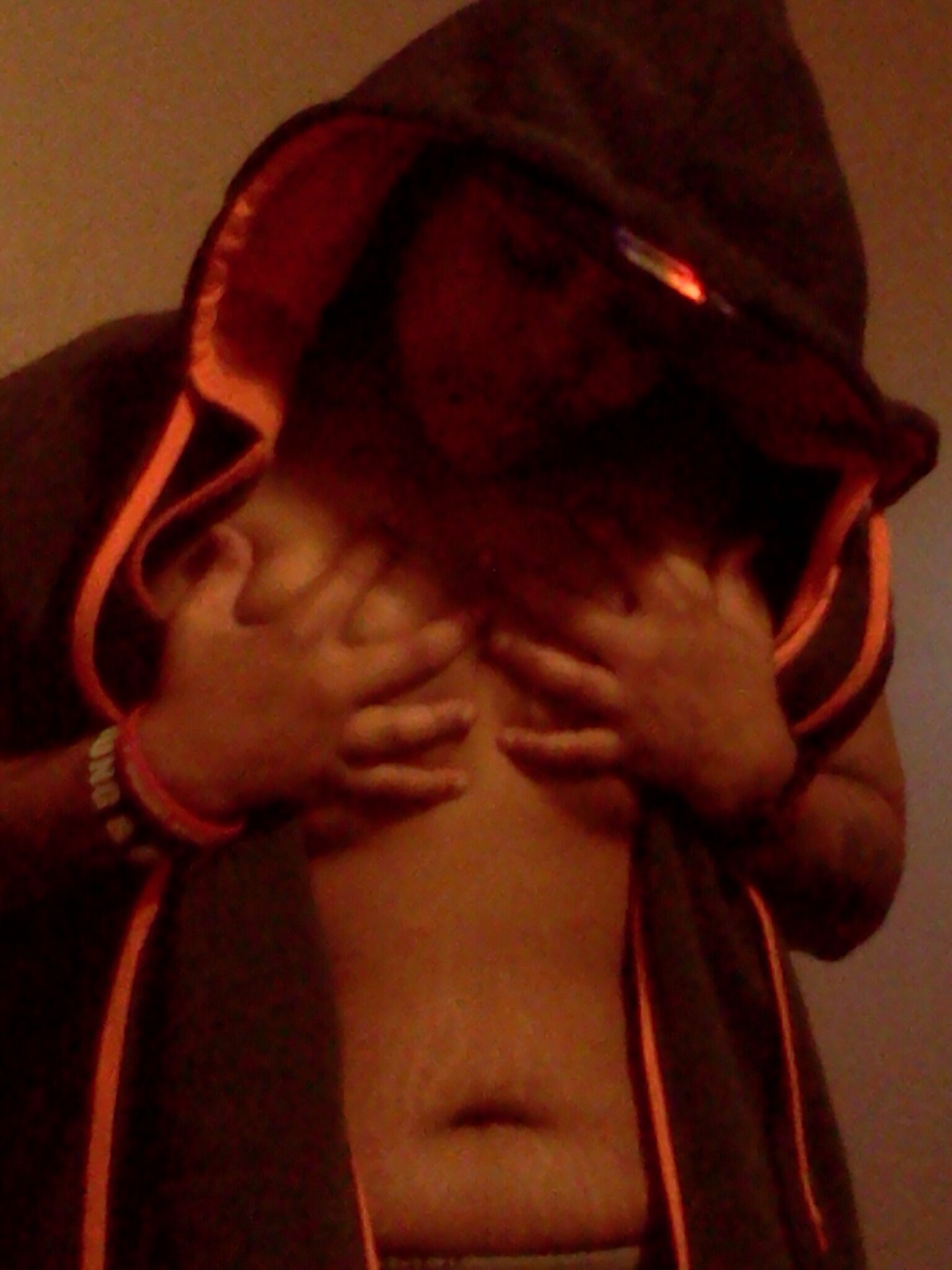 BLAH -_-
#TEAMREAL #TEAMSCORPIO  #TEAMLESBIAN