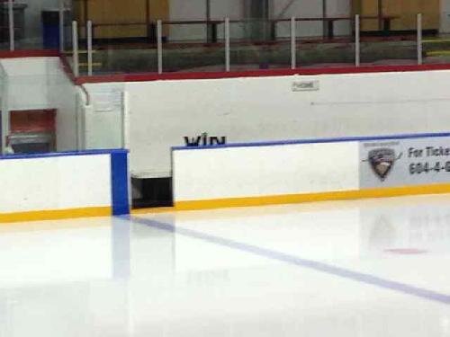 elmermcleod99's profile picture. Father of 4 Hockey family.