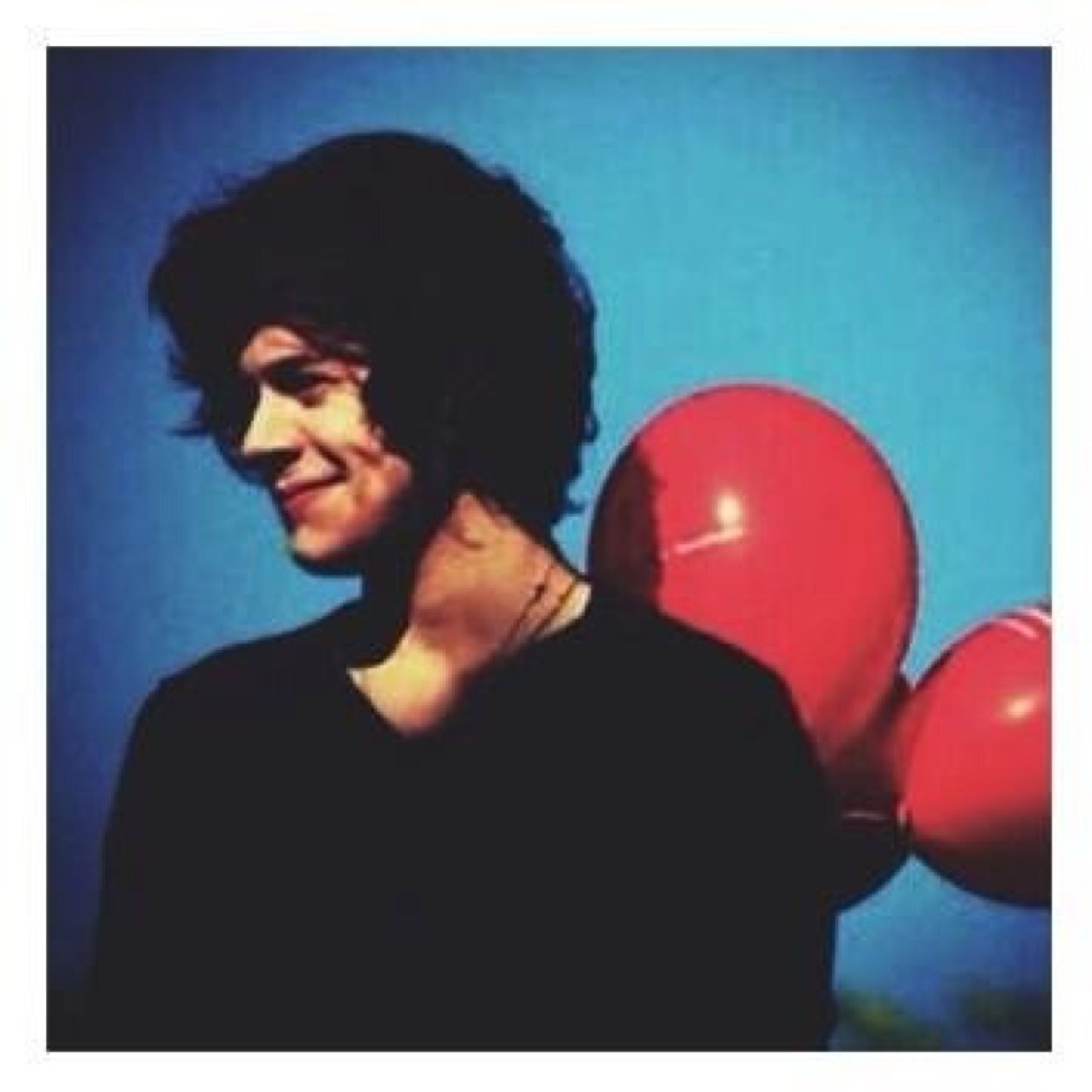 Hey! Go follow @tommocappuccino and i'll follow back!