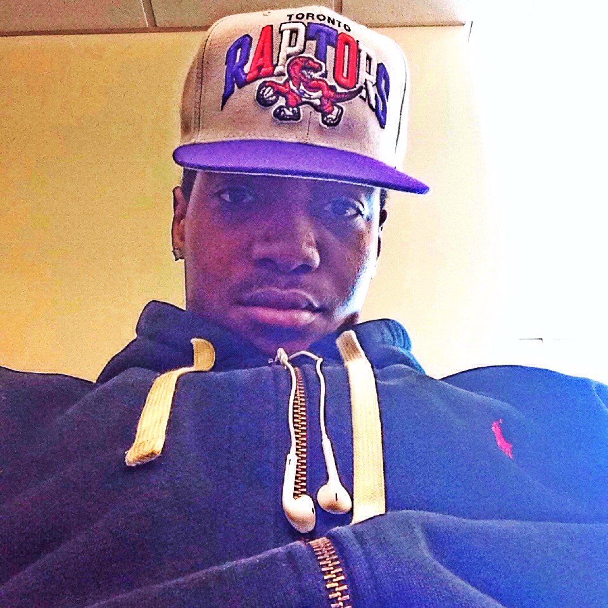 Product of chicago one of many hoopers tryna to make it....took my talents from paulina to Cincinnati State