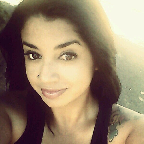 sou forte o suficiente para lutar
Inteligente o bastante para aprender
Legal a altura de não ser chata
E bonita ao ponto de não ser feia !