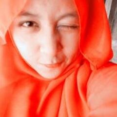 Humairaa(´⌣`ʃƪ)