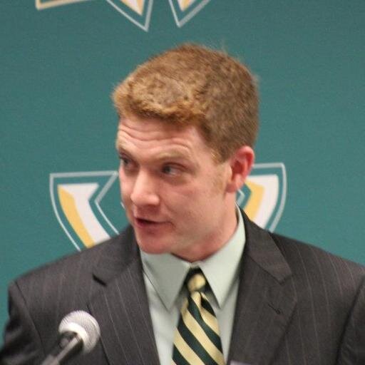 Storyteller; Senior Account Executive @msl_group; @PRSADetroit member; @waynestate alumnus; champion for #Detroit