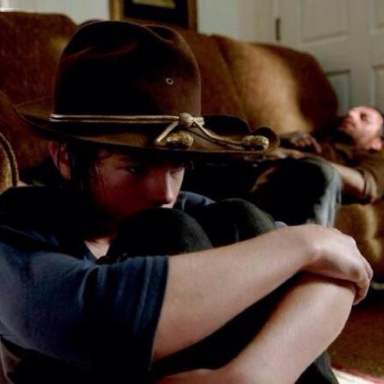I'm the new sheriff. I know how to survive. I didn't forget. I can't. When you forget, you die. I'm not a kid anymore, I'm a man now.