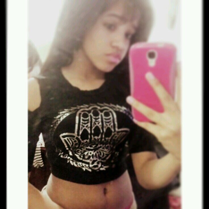 100% dominican (; follow me ill follow back! Dont follow to unfollow! Out going, cool & i dont give a fuck of what you think! ;P ♥