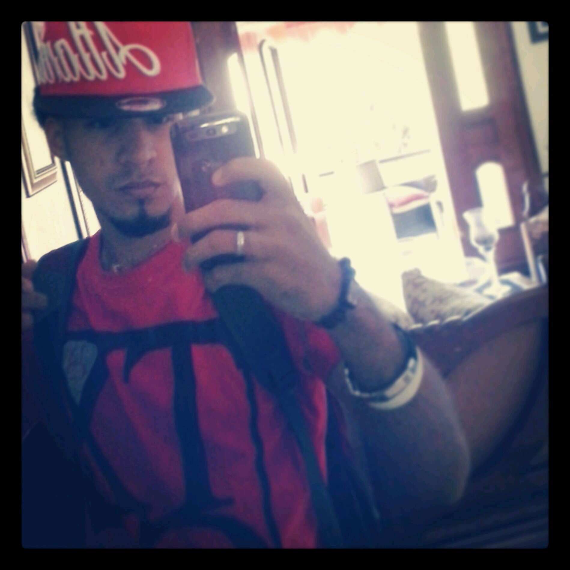 Papichuloo1994's profile picture. FB:(RonyBaez)   IG:el_freco_rony