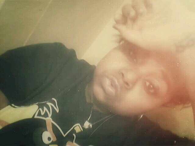 Hey! I'm sha'nyia. 15. Bhhs.