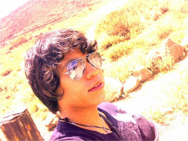 Krloz016's profile picture. Economista