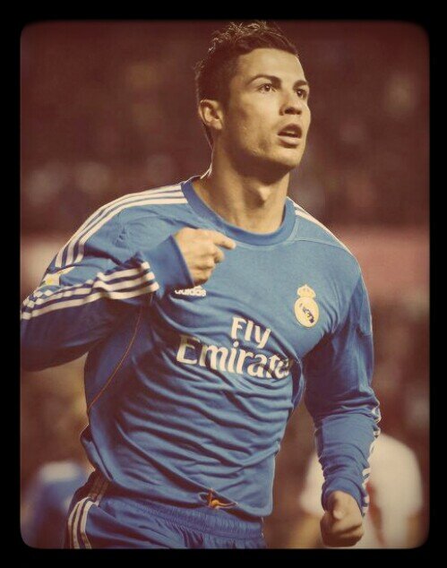 Suka real madrid fc.and bayern munich C..RONALDO and bale