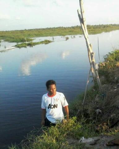 anandtpakshi's profile picture. Cintaku Hanya tertuju dii satu wanita.

Lahir : 19 Oktober 1997