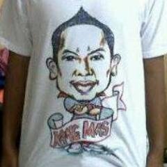 kaos karikatur dengan desain  wajah sendiri atau dengan desain kesukaan anda bisa pm ane gan n sista  bb:22d00911