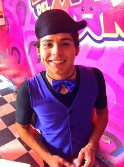idolos JazminConJ ArelyTellez ManuelPadilla  y BrandonMeza :3 
me gusta bailar breack dance y soy buena onda :D