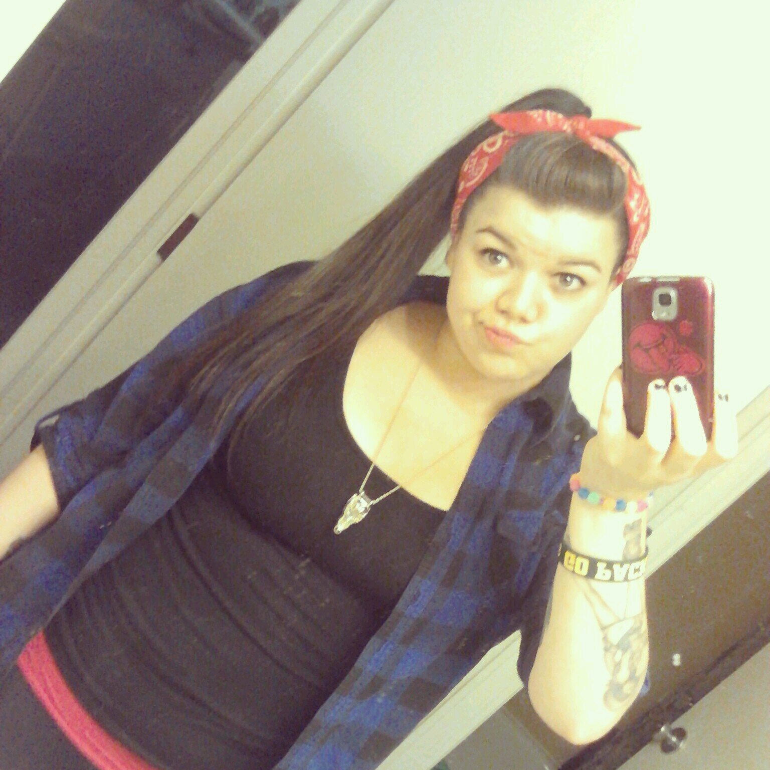 skaaaggs's profile picture. I'll make it to the moon if I have to crawl...      

Dirty diapers and baby giggles.