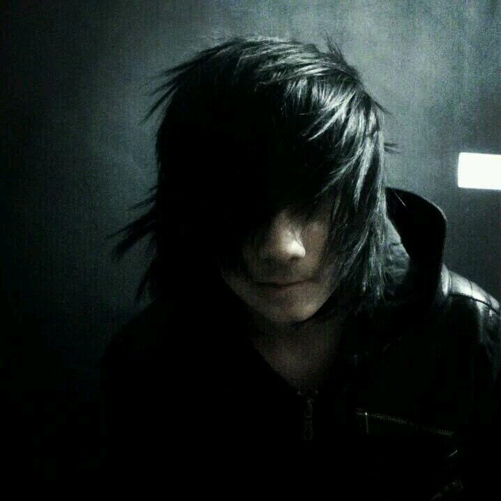 Bands and bmx is what I love :)) follow me I love you all