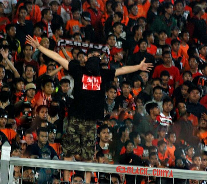 Tetap HITAM
- Adidas Samba -
Football is a Passion, Culture, Pride and Fashion