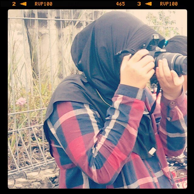Proud to be muslim . IG : azzahradn