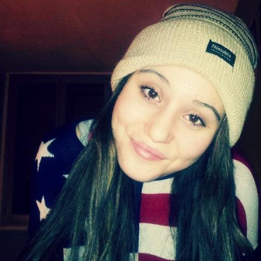 Like birds need two wings to fly , I need One Direction to love ♥♥♥
