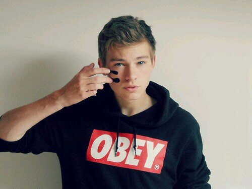 Tristan_King2's profile picture. Madison is a monkey. But she's MY monkey♡