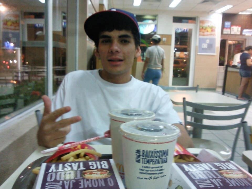 FALADOR PASSA MAL RAPAZ ..♫