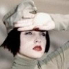 Калории - это такие мелкие пакостники, которые приходят ночью и ушивают твою одежду!